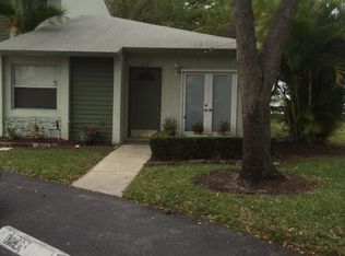 870 Crystal Lake Dr, Deerfield Beach, FL 33064