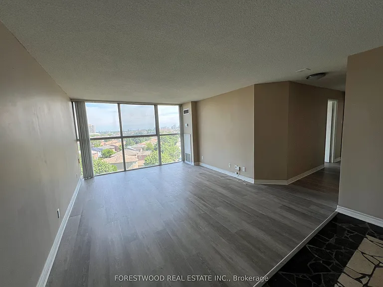 35 Trailwood Dr #711 — Photo 6