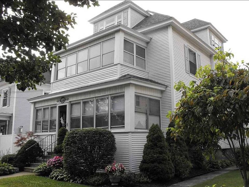 1st image of 238 E Fulton St