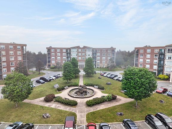 4th image of 114 Regency Park Dr #304