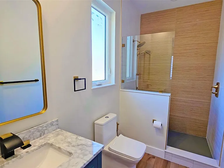 1156 Cocoanut Ave — Photo 57