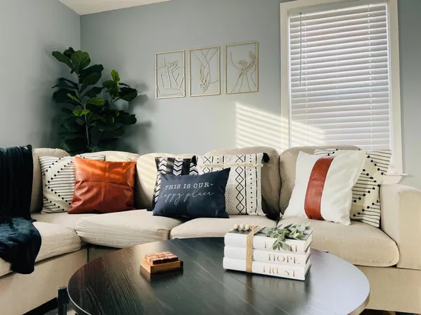 508 Elm St, Woonsocket, RI