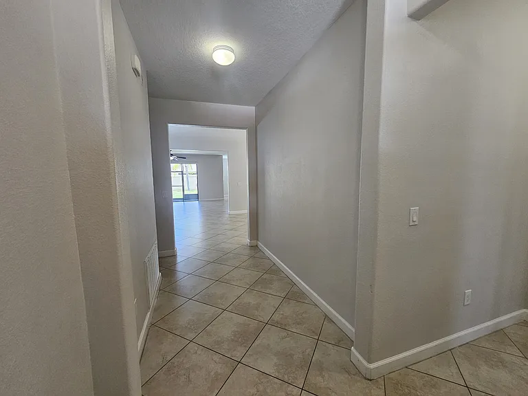 2718 Atherton Dr — Photo 25