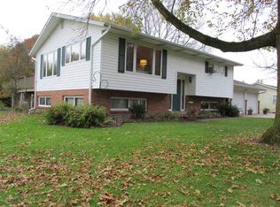 226 S Powell St, Stetsonville, WI 54480