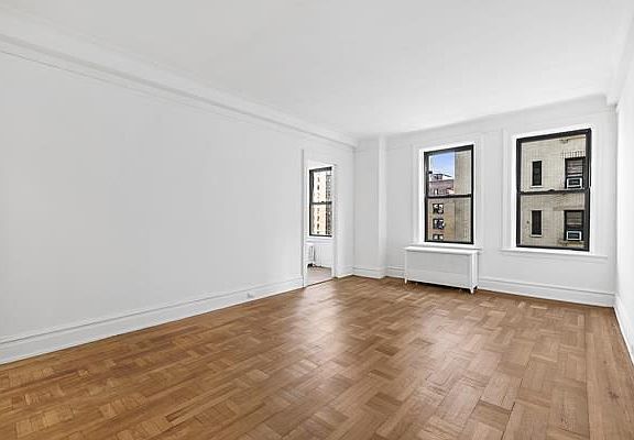 5th image of 871 W End Ave #8D
