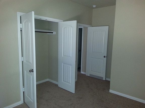 4th image of 9710 Marbach Crst