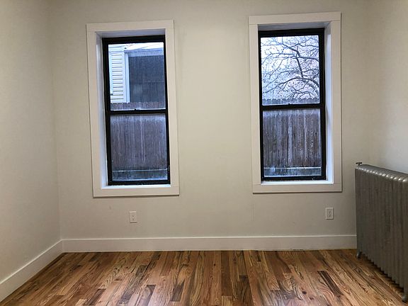 4th image of 639 Bergen Ave #13E