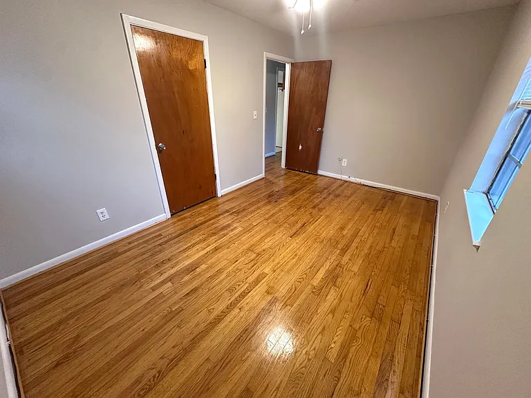 10 Coker Dr SW — Photo 9