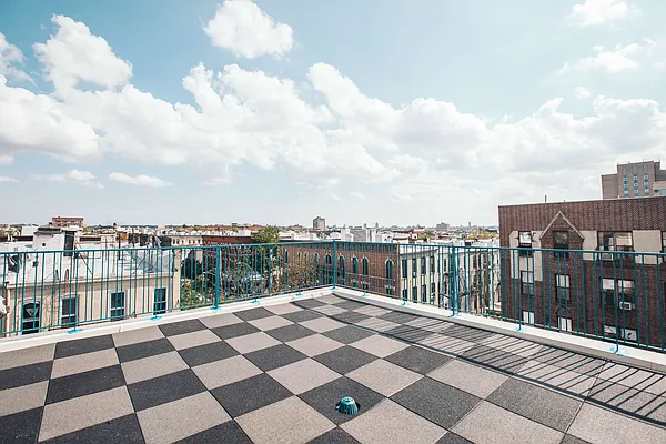 Rented by Nooklyn NYC LLC | media 68