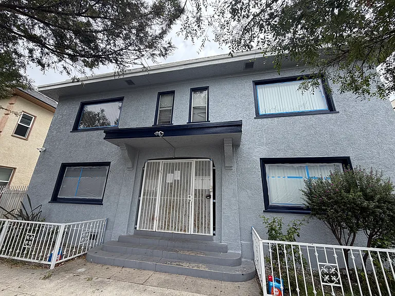 728 Lime Ave #B4 — Photo 5