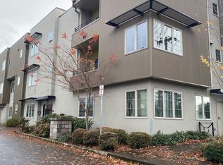 1221-1225-1227 Coburg Rd #12, Eugene, OR 97401