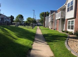 1701 Gentry Square Ln #108, Champaign, IL 61821