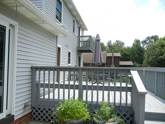 5th image of 9080 Wildwood Dr