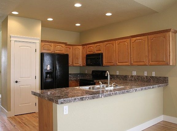 3rd image of 2544 W Whitetail Ct