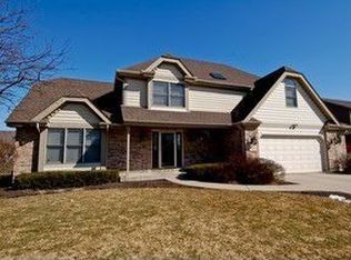 1215 Conan Doyle Rd, Naperville, IL 60564