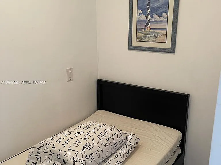 5701 Collins Ave #1411 — Photo 14