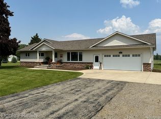 250 N Decker Rd, Clifford, MI 48727