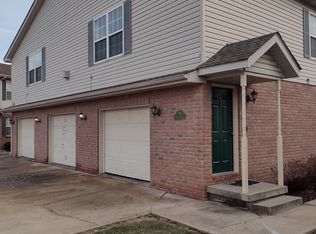 758 Hampton Ct APT 1, Bourbonnais, IL 60914