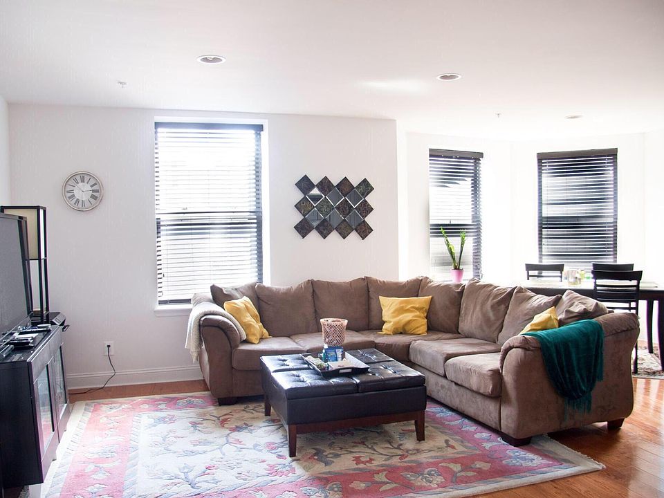 2nd image of 1250 Ridge Ave APT 1A
