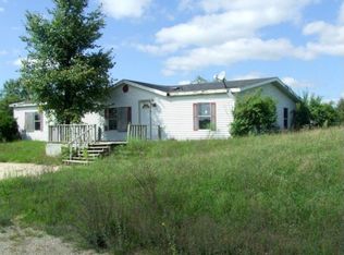 5235 E Pakes Rd, Stanton, MI 48888