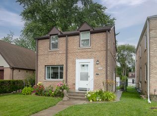 3842 Hull St, Skokie, IL 60076