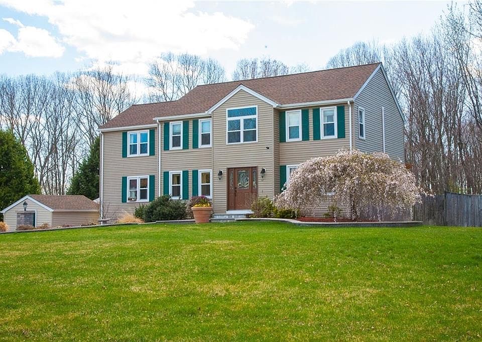1st image of 12 Liberty Hill Dr