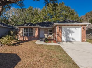 407 East Field Ave., Crestview, FL 32539