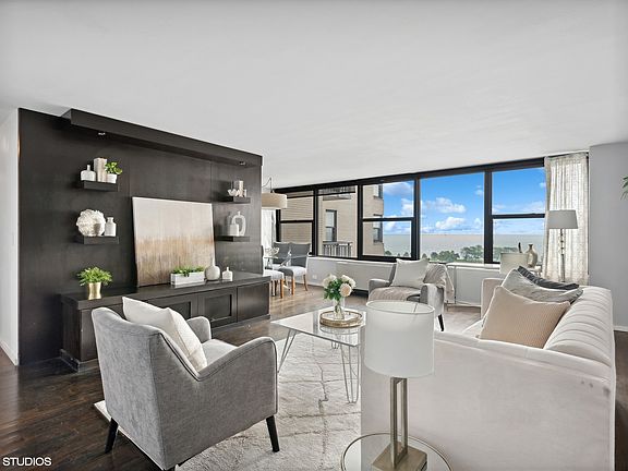 4th image of 3430 N Lake Shore Dr APT 14P