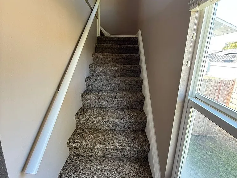 536 W Greenwood Ave — Photo 4