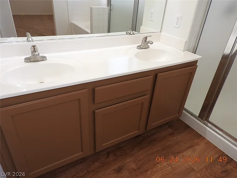4916 Corsica Island St — Photo 18