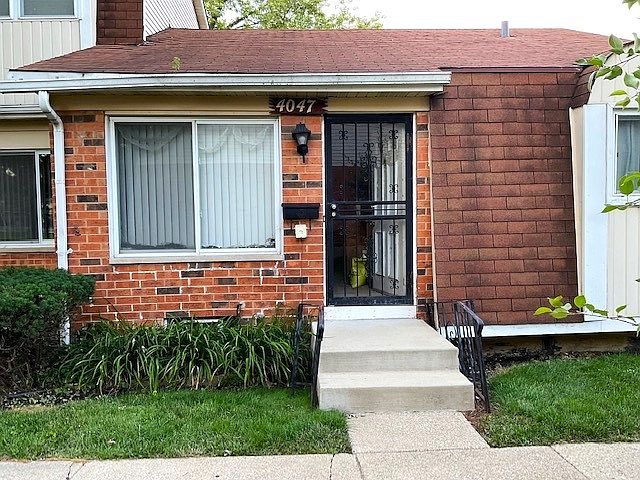 1st image of 4047 Euclid Ln