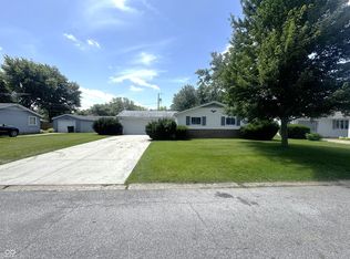 907 North Dr, Crawfordsville, IN 47933
