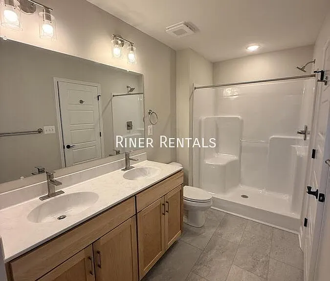 1327 Derby Dr — Photo 17
