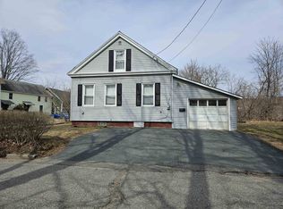 32 Wall St, Claremont, NH 03743