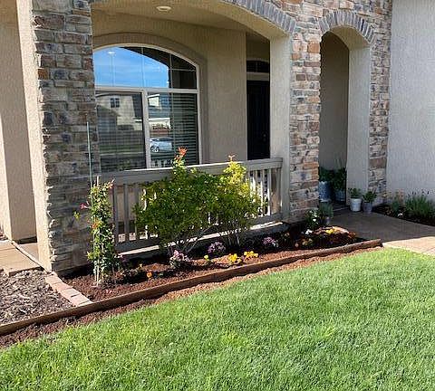3rd image of 2070 W Humboldt Dr