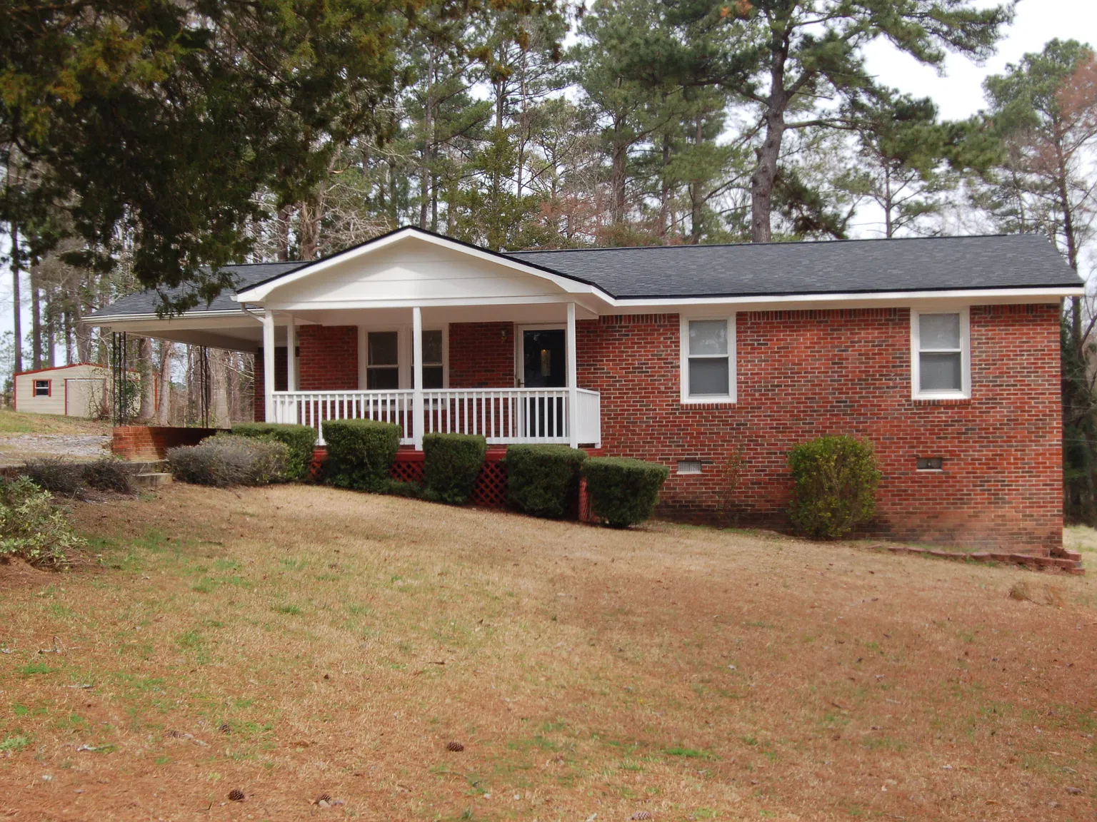 3 bed, 1470 sqft, $1,300 — Photo 2