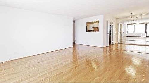 2nd image of 3930 N Pine Grove Ave APT 1715