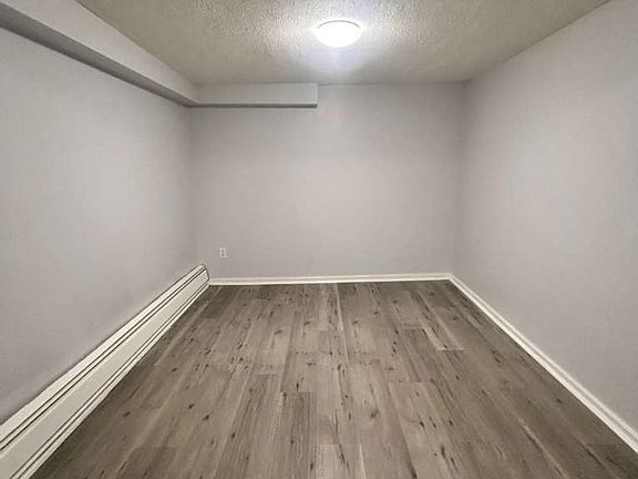 2nd image of 88 Cross St #1REAR