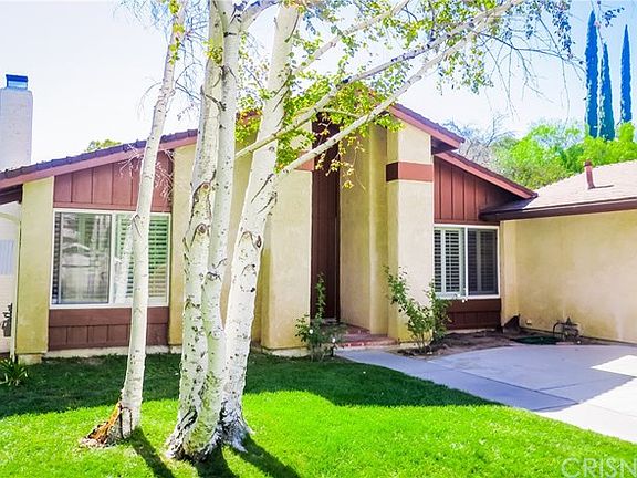 3rd image of 23114 Cerca Dr