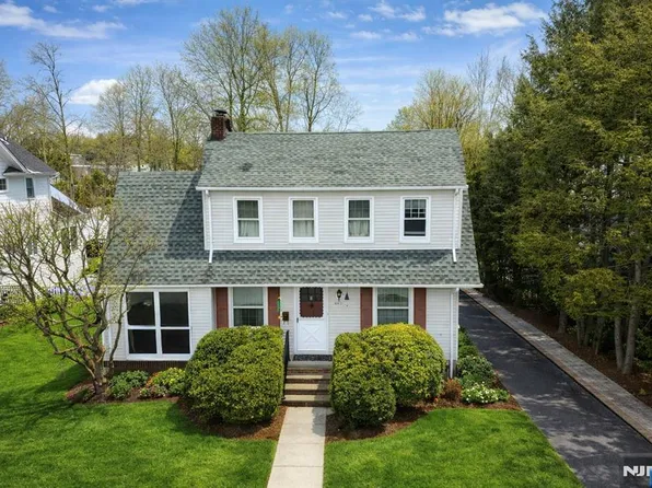 643 Spring Ave, Ridgewood, NJ 07450