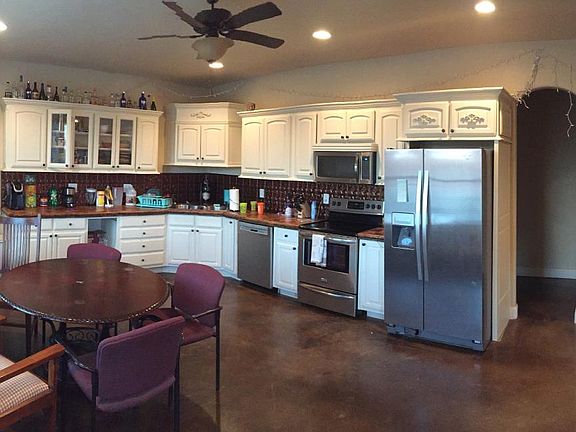 Completely renovated kitchen