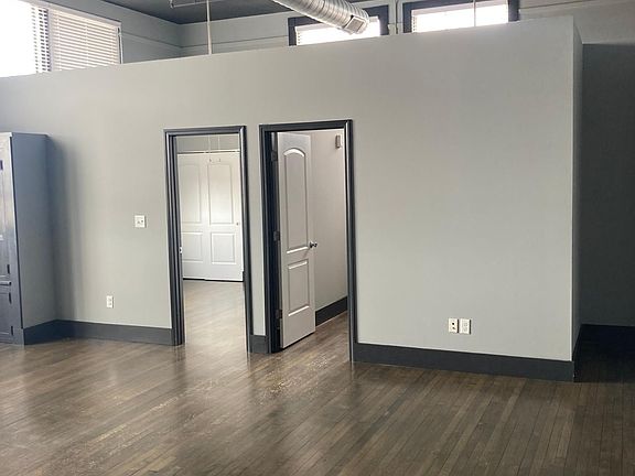 2nd image of 3942 Flad Ave #3C