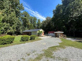 840 E Chestnut St, Stanley, NC 28164