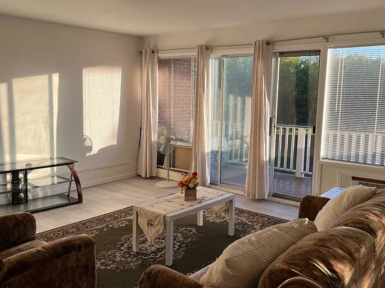 2252 N Triphammer Rd — Photo 4