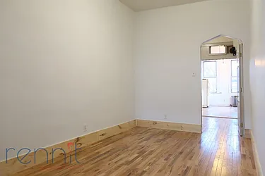 Rented by Rennit Inc.