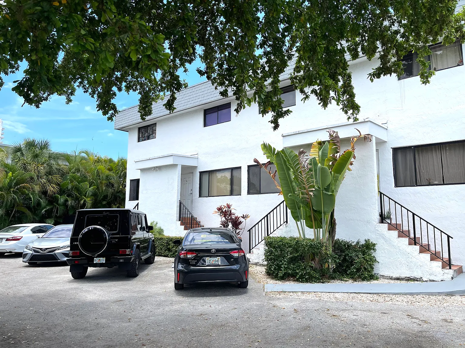 3 bed, 1400 sqft, $3,000 — Photo 2