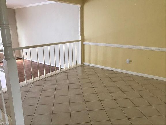 4th image of 231 Windbrooke Ln
