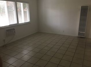 1880 Pine Ave APT 03, Long Beach, CA 90806