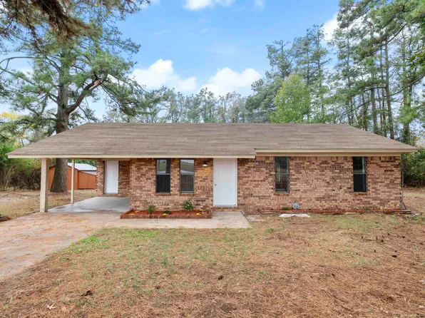 13 Friendship Cir, Star City, AR 71667