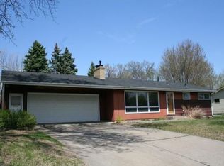 7808 64th Ave N, Brooklyn Park, MN 55428